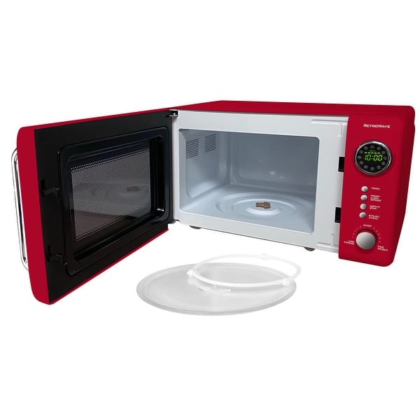 https://ak1.ostkcdn.com/images/products/is/images/direct/0c8e31826d4e891a0996888a0f9b49cb003ec09e/Nostalgia-Retro-0.7-Cu.Ft-Microwave%2C-Aqua.jpg?impolicy=medium