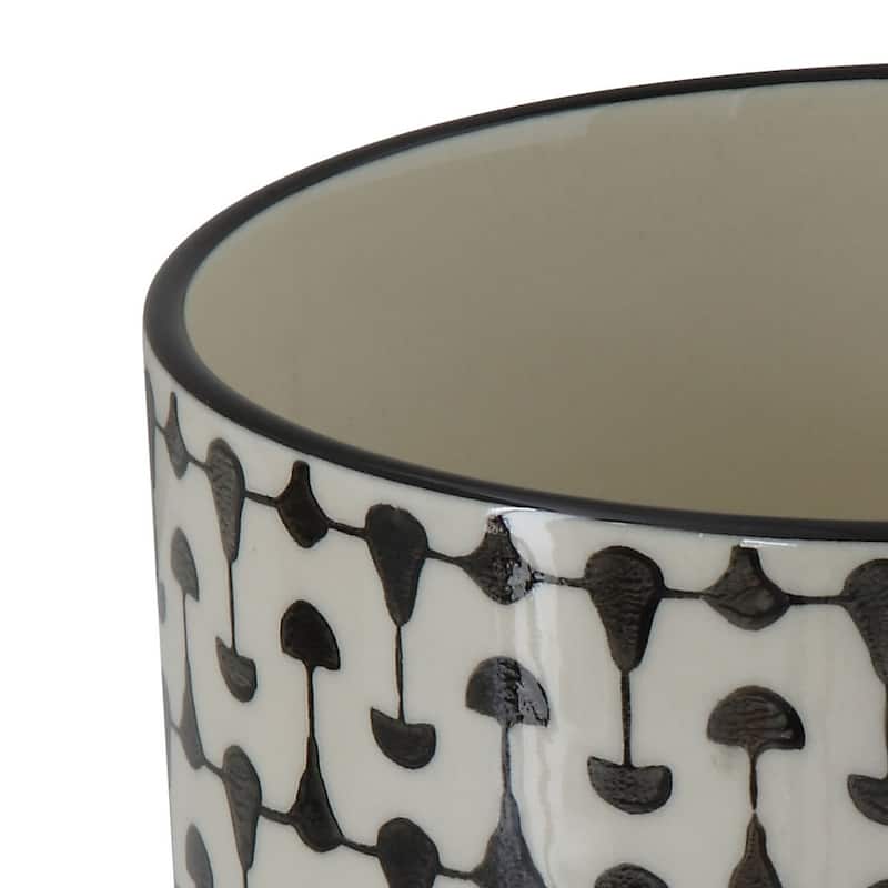 Black & White Round Stoneware Footed Planter