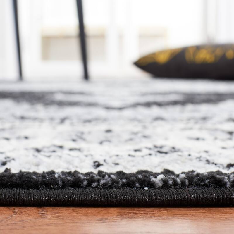 SAFAVIEH Brentwood Zhana Oriental Medallion Rug