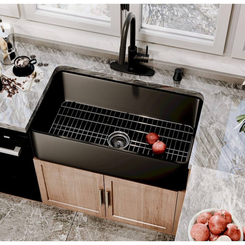 All-in-One Kit Farmhouse/Apron-Front Single Bowl Fireclay Kitchen Sink with Pull Down Sprayer Kitchen Faucet and Accessories - 33 x 18 - Sink + Matte Black Pull Down Kitchen Faucet