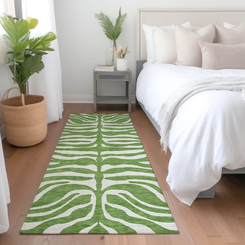 Machine Washable Indoor/ Outdoor Modern Animal Print Chantille Rug - Green - 2'3" x 7'6"