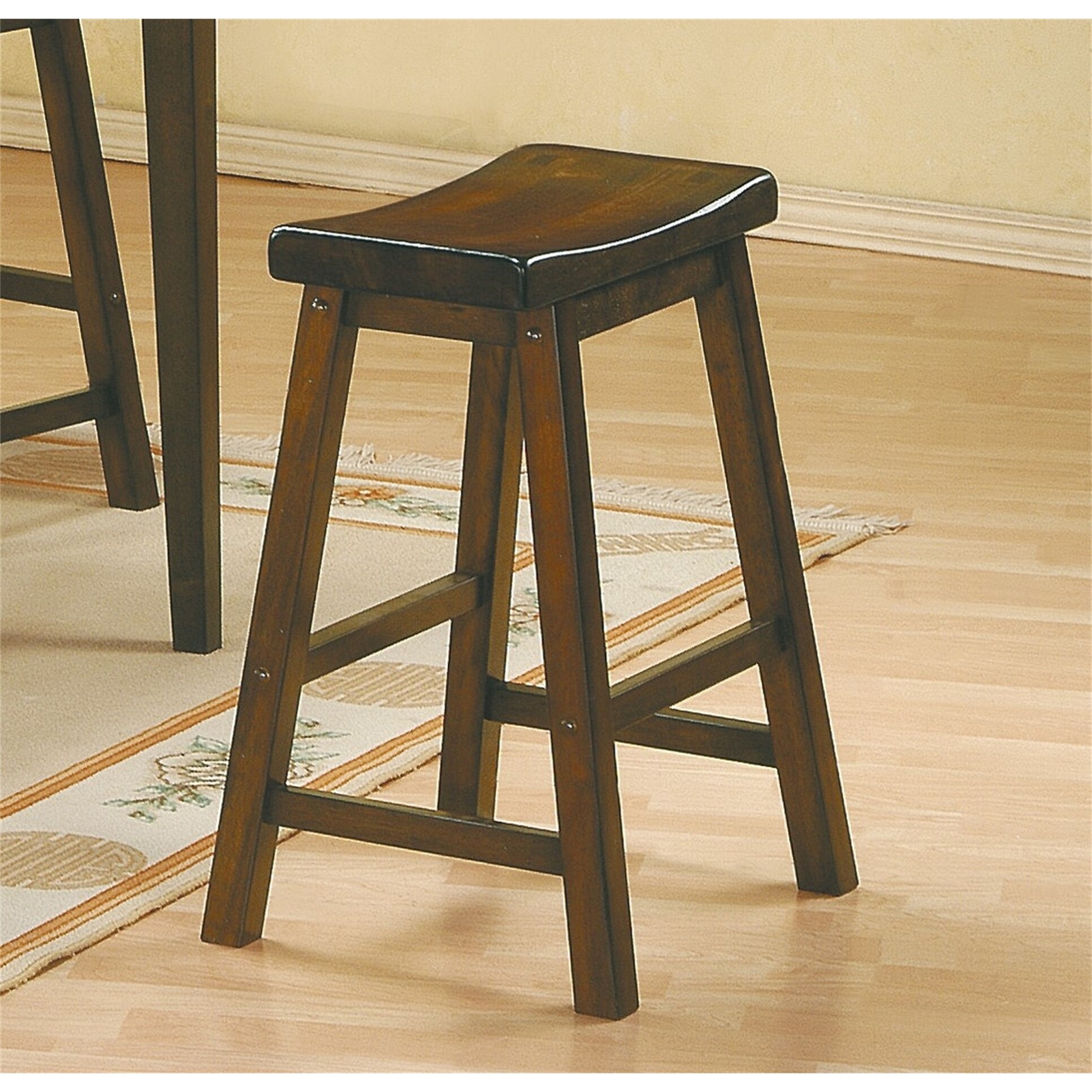 18 inch high 2025 stool