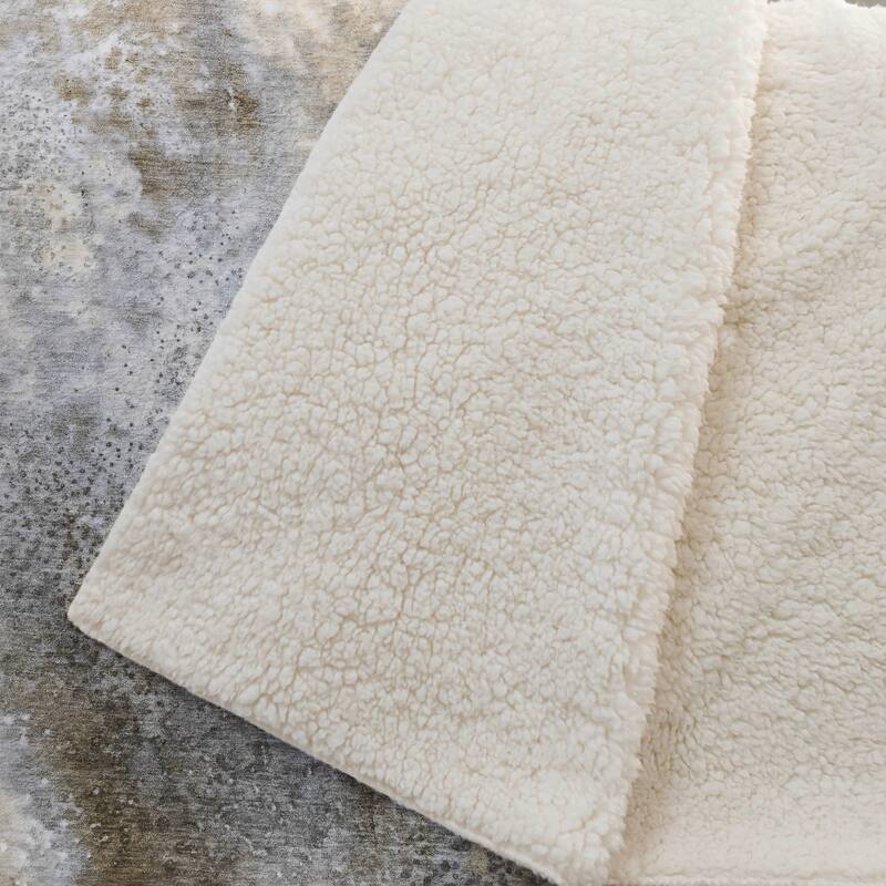 Premium Machine Washable Contemporary Glam Sherpa Throw Blanket