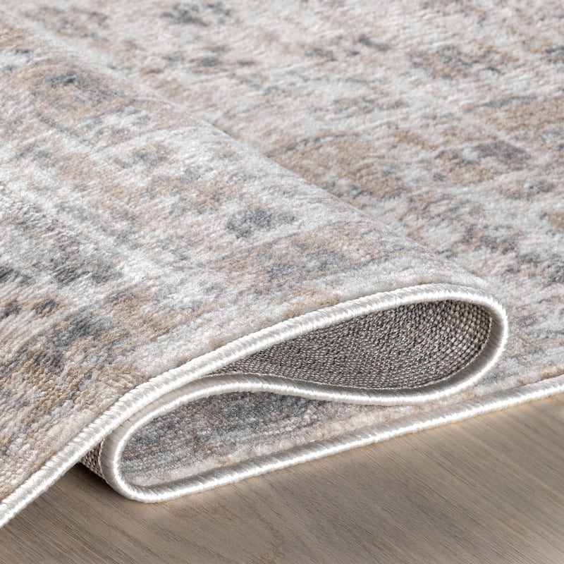 Nuloom Nesa Traditional Medallion Area Rug