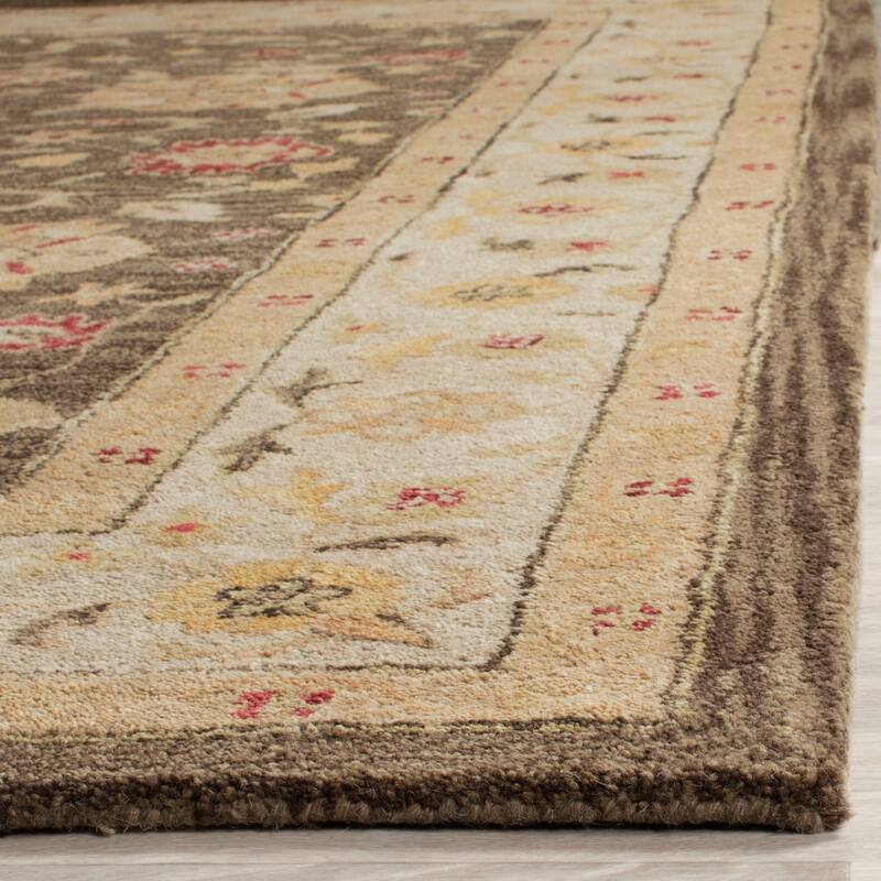 SAFAVIEH Handmade Antiquity Walentyna Traditional Oriental Wool Rug
