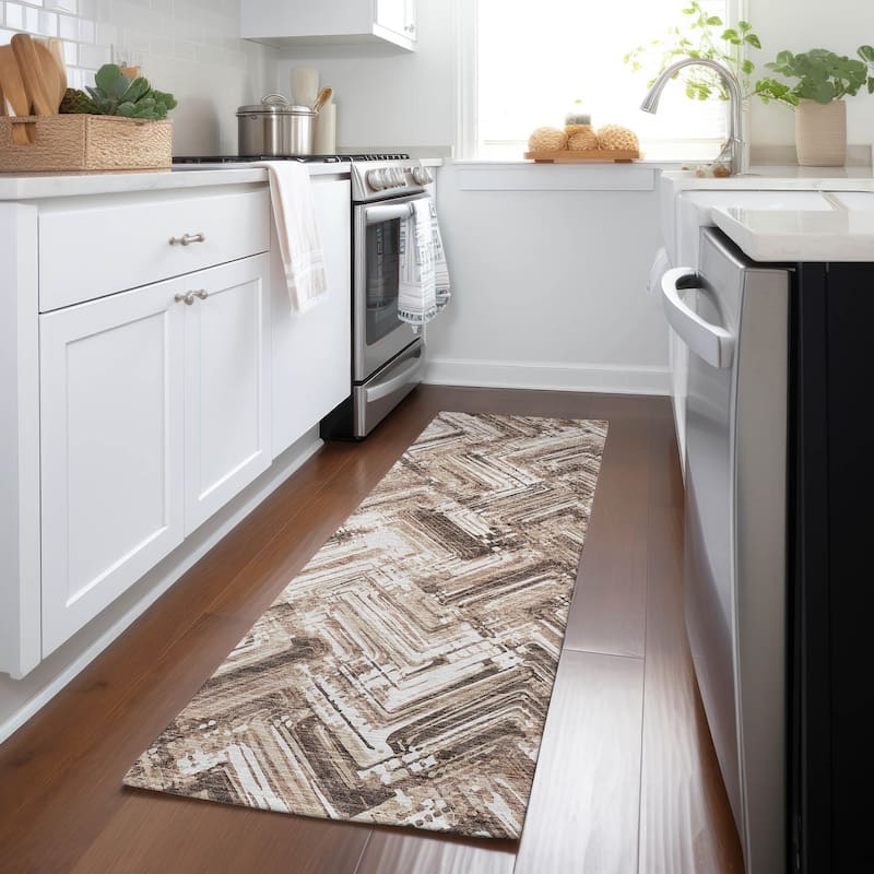 Machine Washable Indoor/ Outdoor Chantille Modern Chevron Rug - Brown - 2'3" x 7'6"