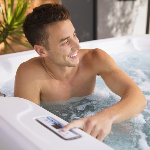 Lifesmart LS450DX 7-Person 22-Jet 110v Plug and Play Spa with