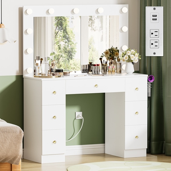 Women's vanity mirror with lights cheap