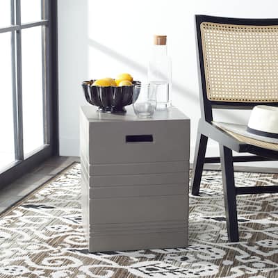 SAFAVIEH Outdoor Franziska Concrete Accent Stool - 13.78" W x 13.78" L x 18.11" H - 14Wx14Dx18H