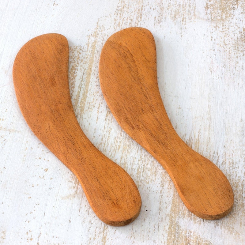 Novica Handmade Forest Gift Cedar Spreader Knives (Pair)