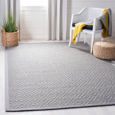 SAFAVIEH Handmade Natural Fiber Marineta Sisal Rug