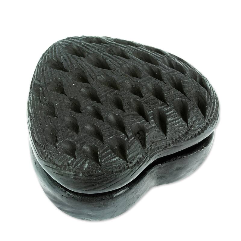 Novica Handmade Heart & Drops Barro Negro Mini Jewelry Box