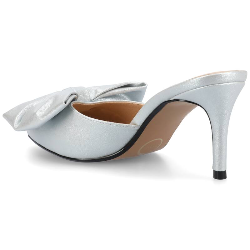 Journee Women's Tiarra Medium and Wide Width Evening Pumps