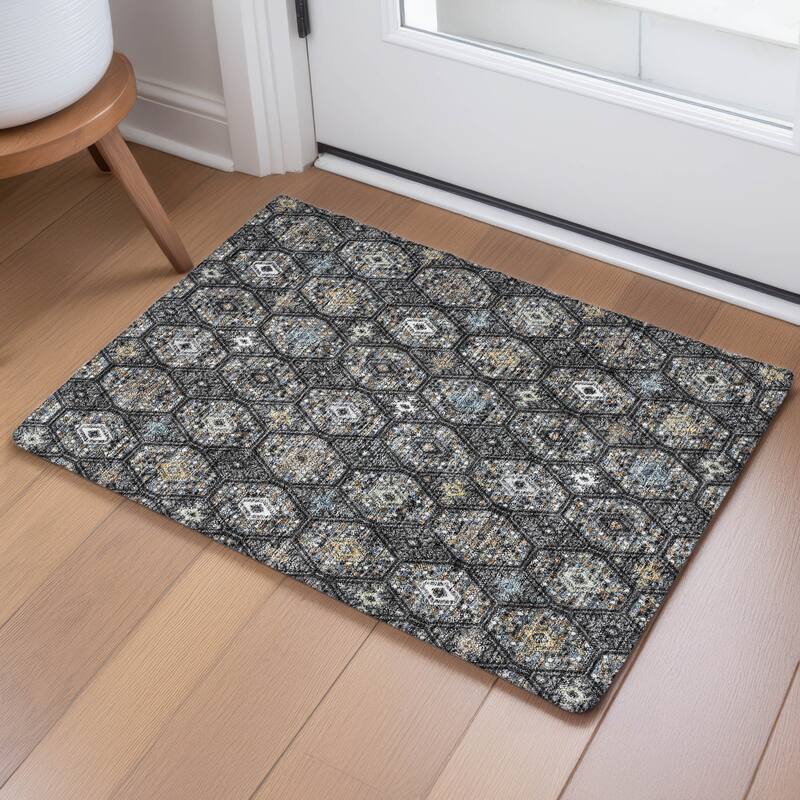 Machine Washable Indoor/ Outdoor Modern Hexi Chantille Rug
