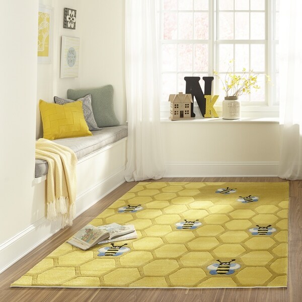 Momeni Lil Mo Whimsy Gold Honeycomb Hand-Tufted and Hand-Carved Rug. Opens flyout.