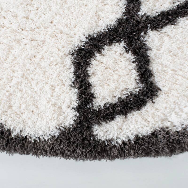 SAFAVIEH Carmella Ljutza Shag Trellis Polyester Rug
