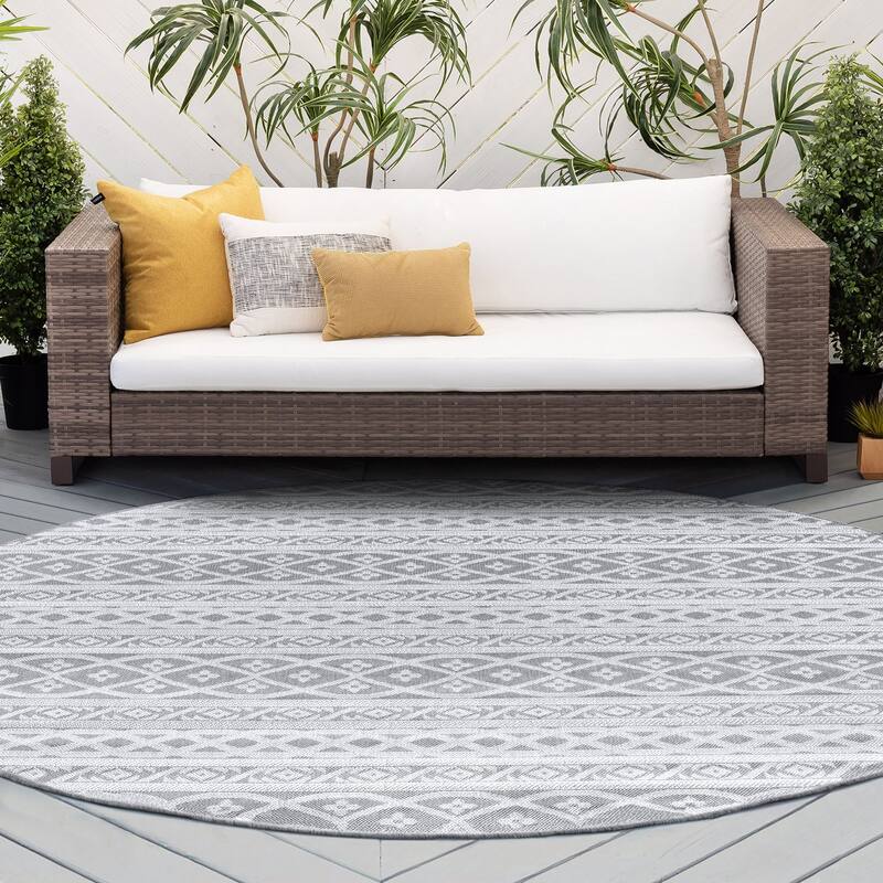 Vision Coastal Stripe Indoor/Outdoor Area Rug - 7'11'' Round - Gray/White