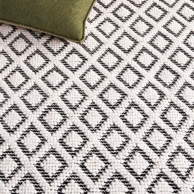 SAFAVIEH Handmade Vermont Latrice Wool Rug