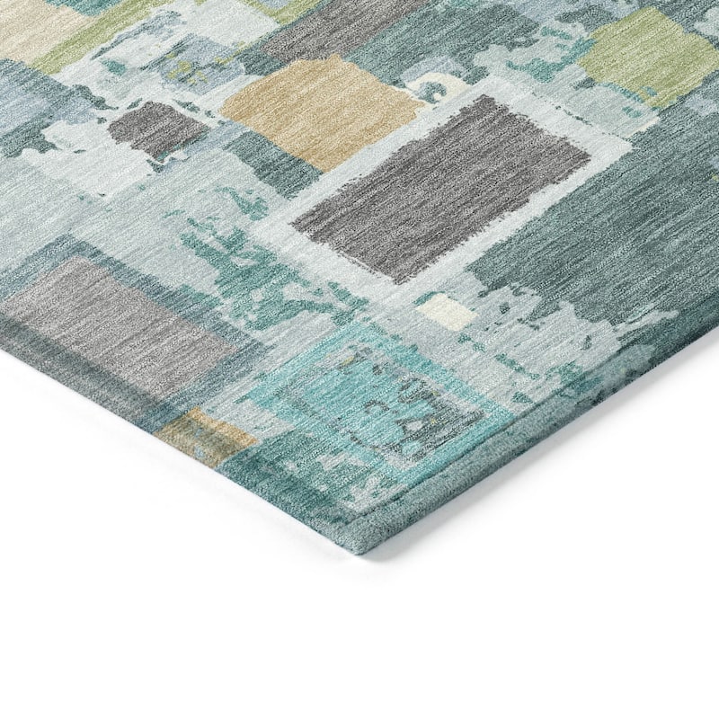 Machine Washable Indoor/ Outdoor Contemporary Geo Chantille Rug