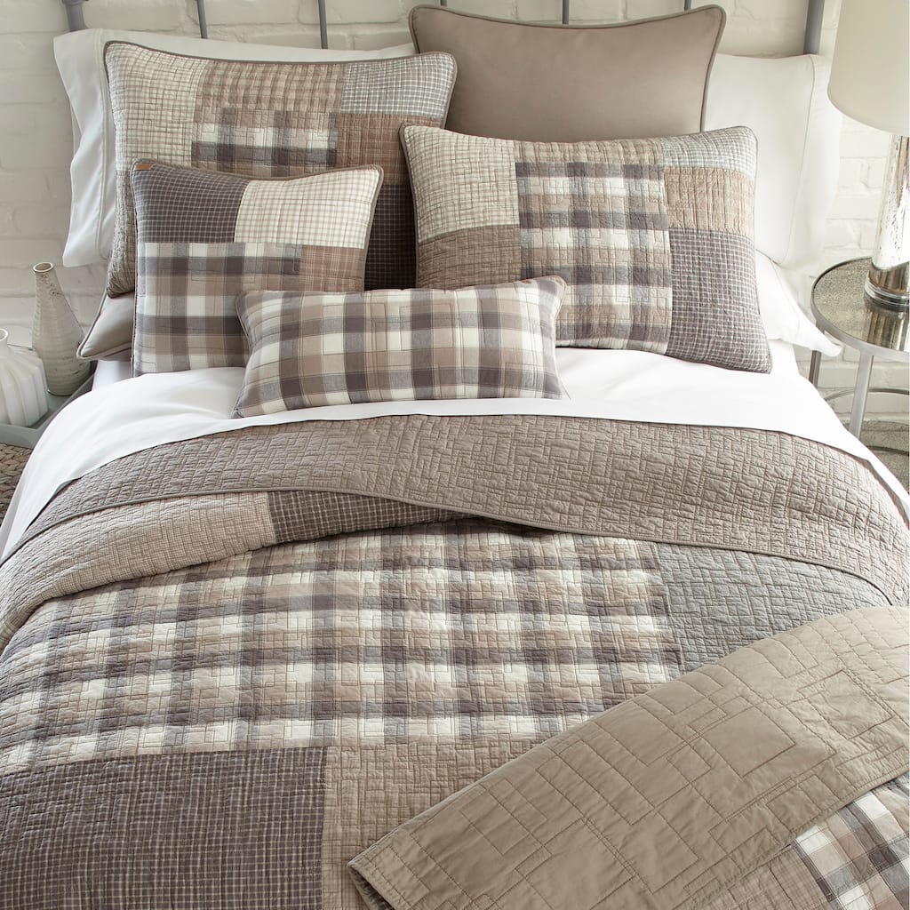 Donna Sharp's Smoky Square Quilt Collection
