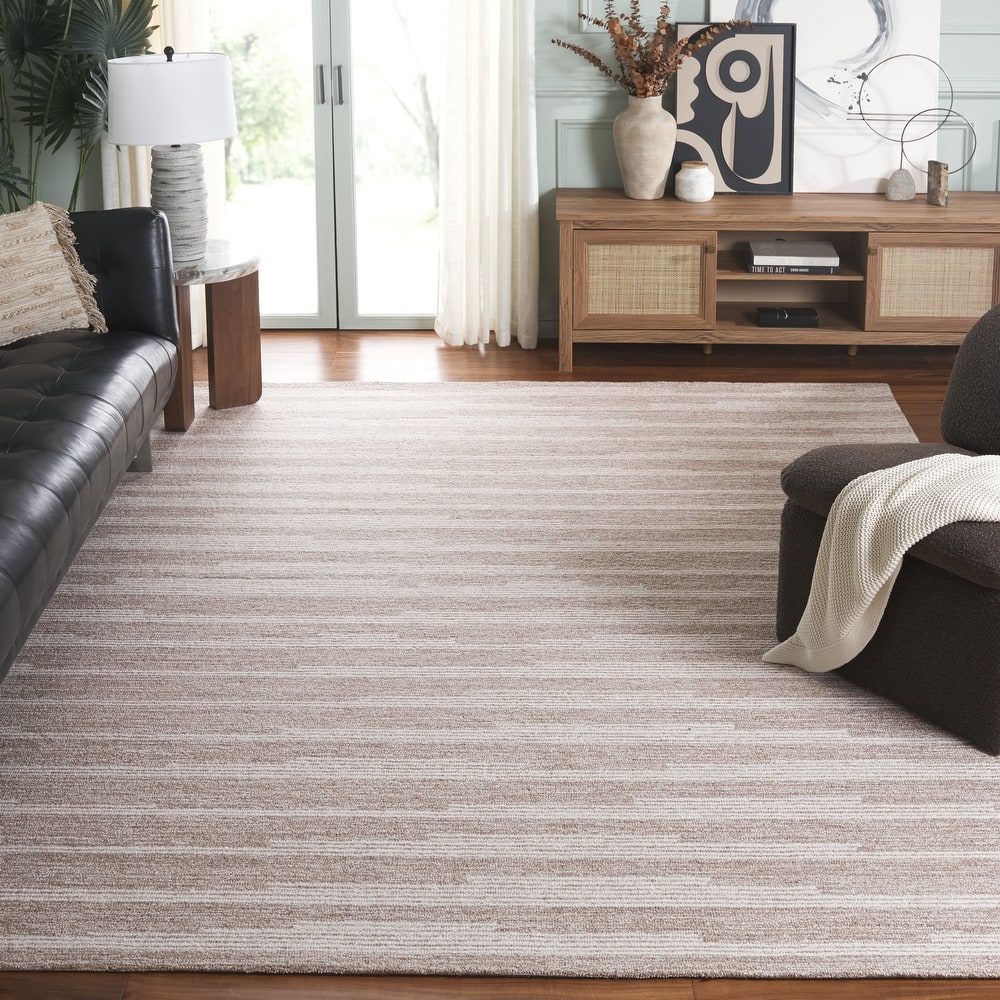 SAFAVIEH Handmade Ebony Mahnaz Modern Striped Wool Rug