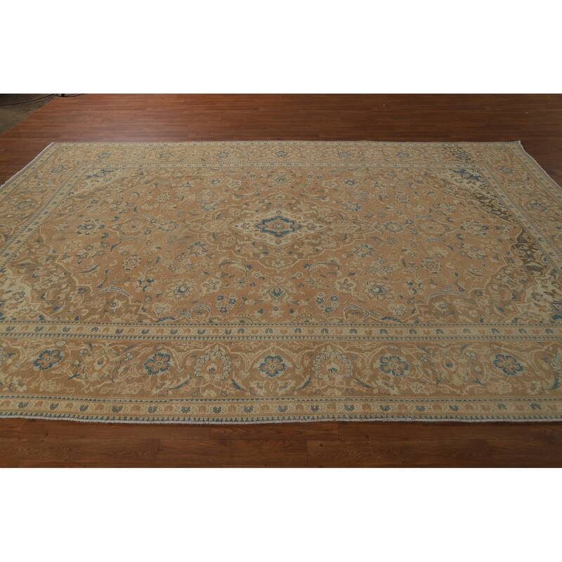 Traditional Najafabad Persian Vintage Rug Hand-Knotted Wool Carpet - 8'0" x 11'3"