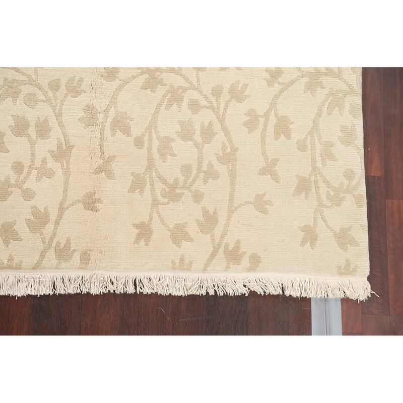 Floral Nepalese Vegetable Dye Wool Area Rug Hand-knotted Office Carpet - 5'8" x 8'7"