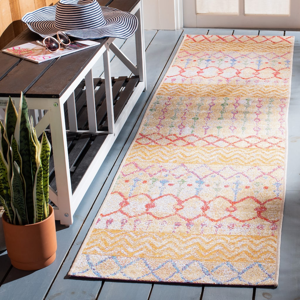 SAFAVIEH Summer Mimmi Boho Indoor/ Outdoor Waterproof Patio Backyard Rug