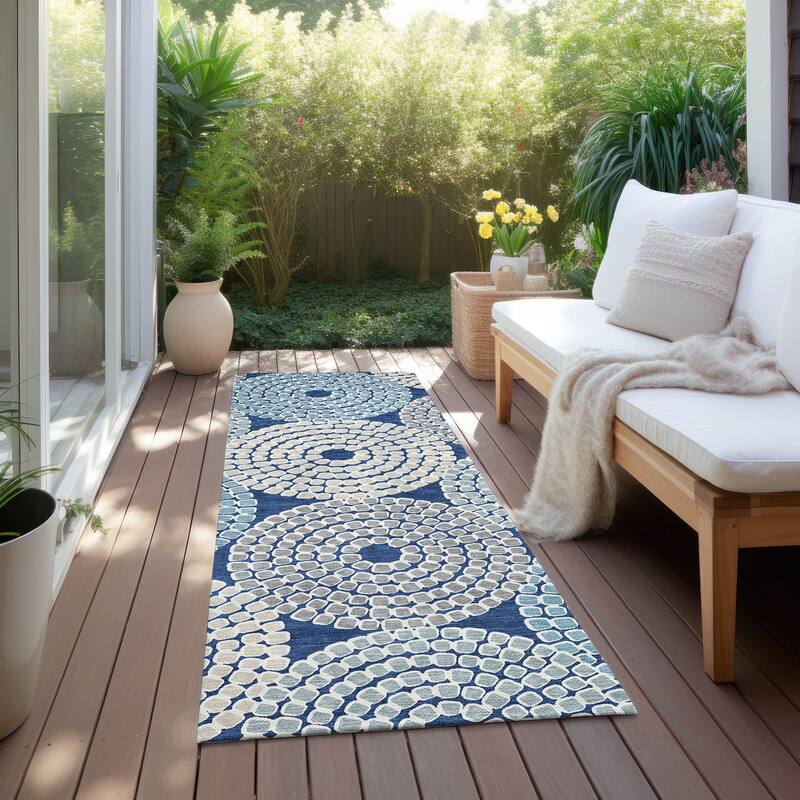 Machine Washable Indoor/ Outdoor Chantille Contemporary Geo Rug - Navy - 2'3" x 7'6"