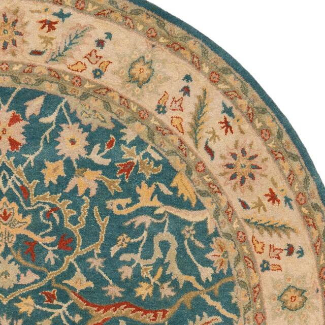 SAFAVIEH Handmade Antiquity Izora Traditional Oriental Wool Rug