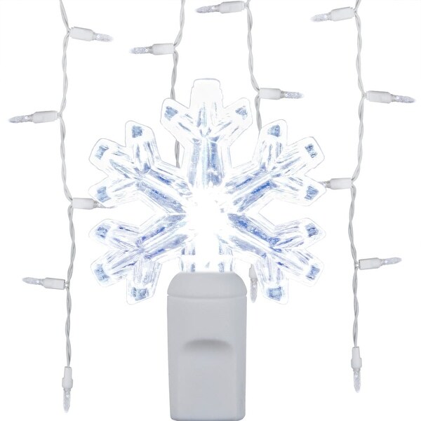Wintergreen Lighting 50591 70 Bulb Cool White Snowflake LED Icicle Light Set