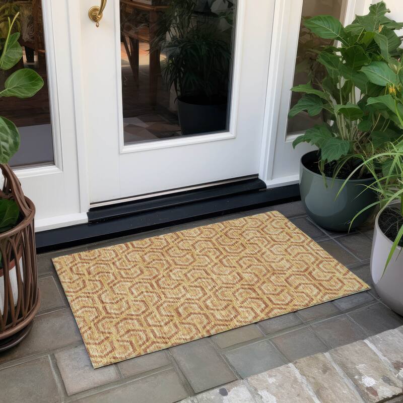 Machine Washable Indoor/ Outdoor Modern Zoa Chantille Rug - Gold - 1'8" x 2'6"