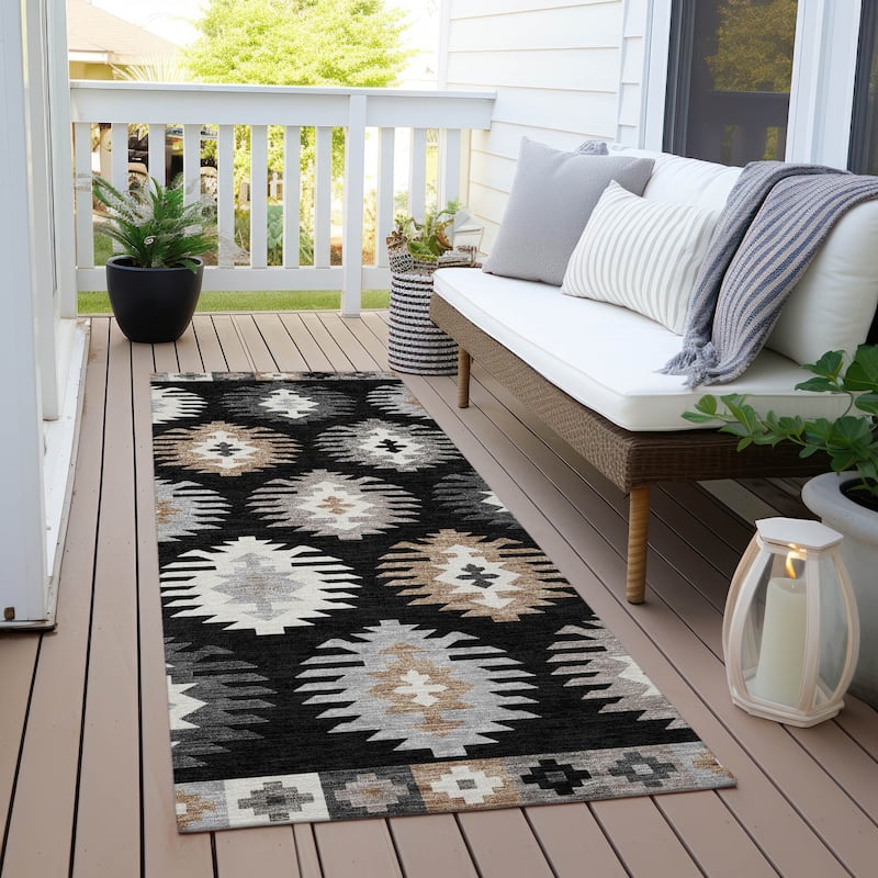 Machine Washable Indoor/ Outdoor Boho Tribal Chantille Rug - Black - 2'3" x 7'6"