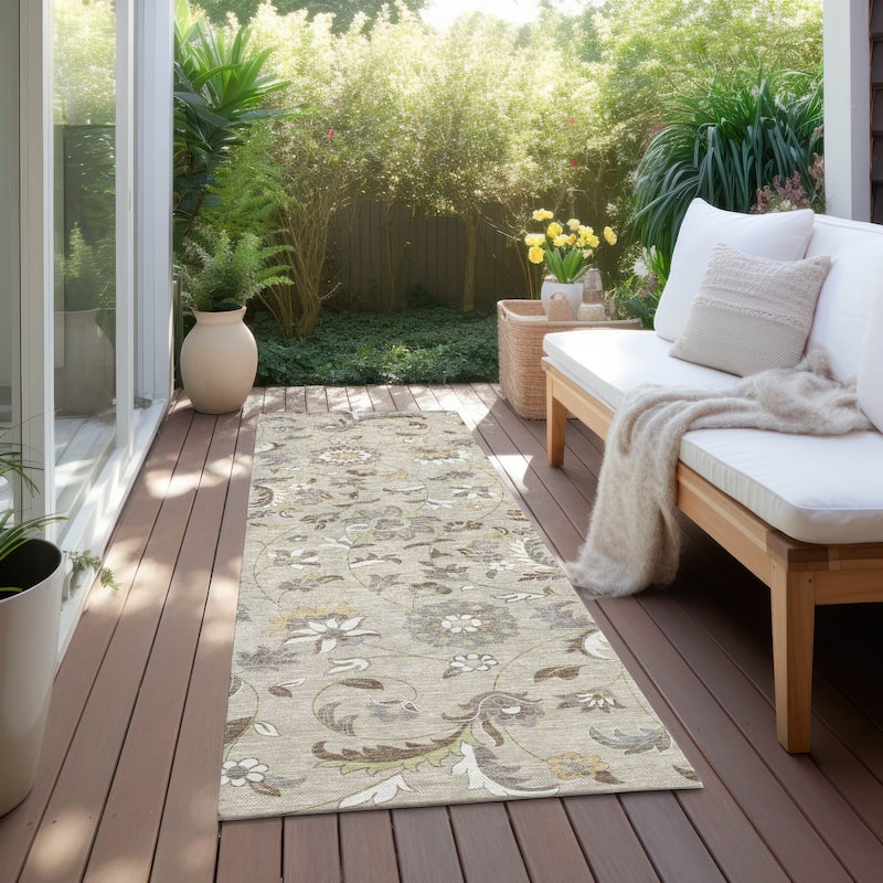 Machine Washable Indoor/ Outdoor Traditional Chantille Rug - Beige - 2'3" x 7'6"