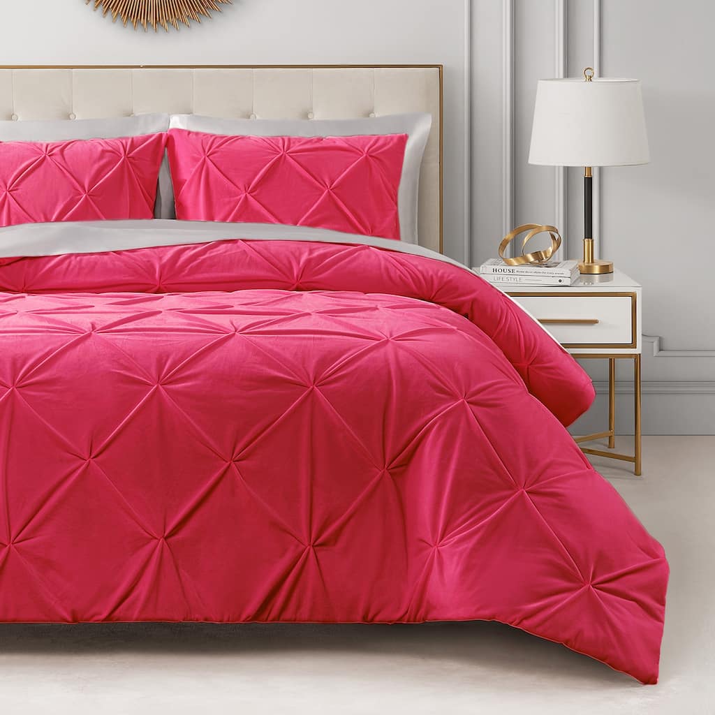 Juicy Couture Kiss Pleat Micromink Plush Comforter Sets