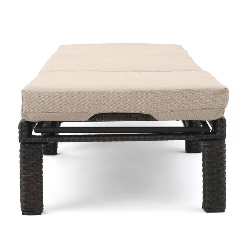Premium Outdoor Wicker Lounger