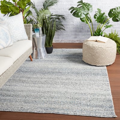 Albany Indoor/ Outdoor Solid Area Rug