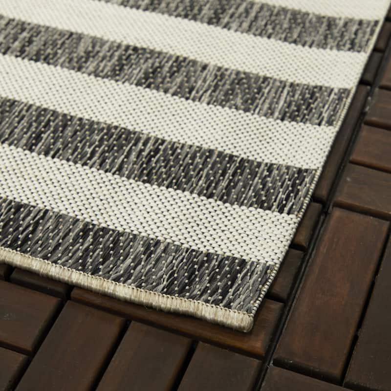 Addison Geometric Striped Indoor/Outdoor Area Rug