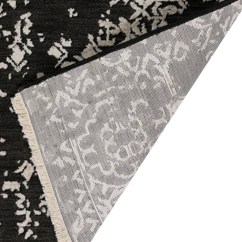Nelson Vintage Distressed Oriental Medallion Machine Made Rug