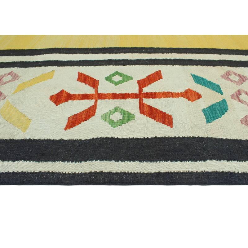 Modern Flatweave Everette Gold/Ivory Rug - 6'4" x 9'9"