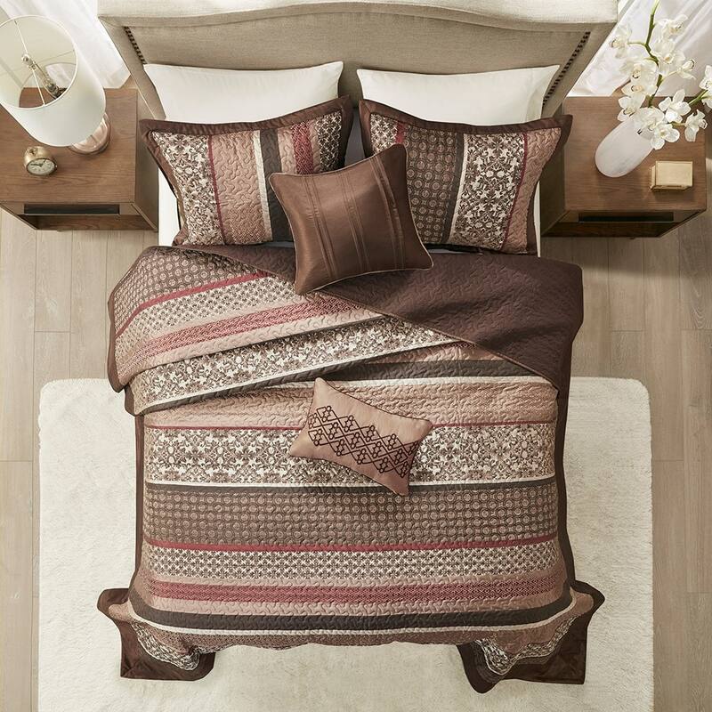 GDF Studio - Princeton 5-Piece Reversible Jacquard Quilt Set with Decorative Pillows
