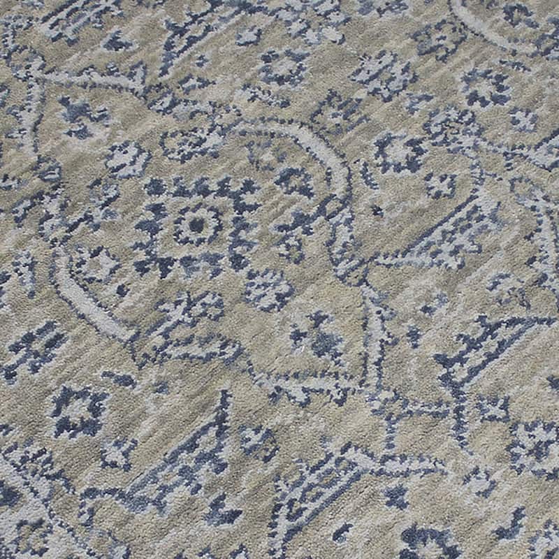 Ivanna Classic Bordered Hand-Woven Area Rug