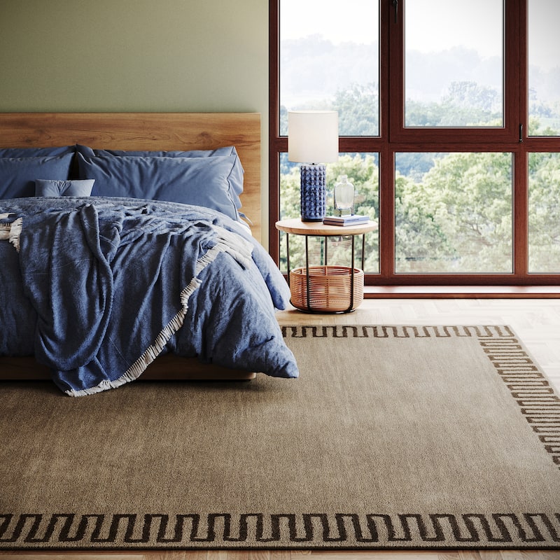 Nuloom Renata Fleuron Bordered Wool Rug