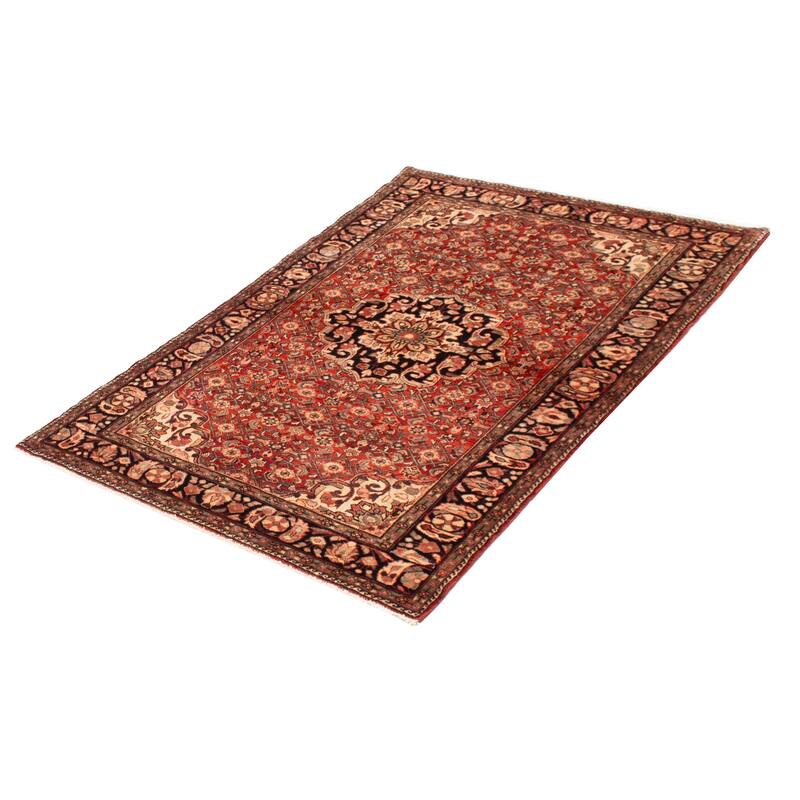 Andelz Red Rug 5'0" x 7'4" - 5'0 x 7'4