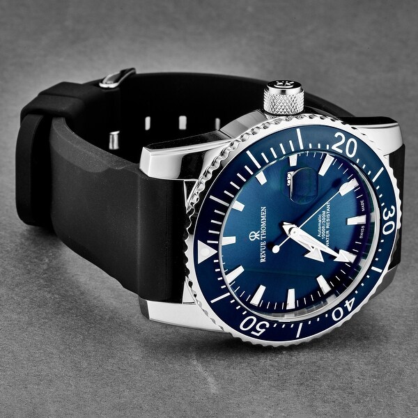 Blue dial watch with black strap clearance