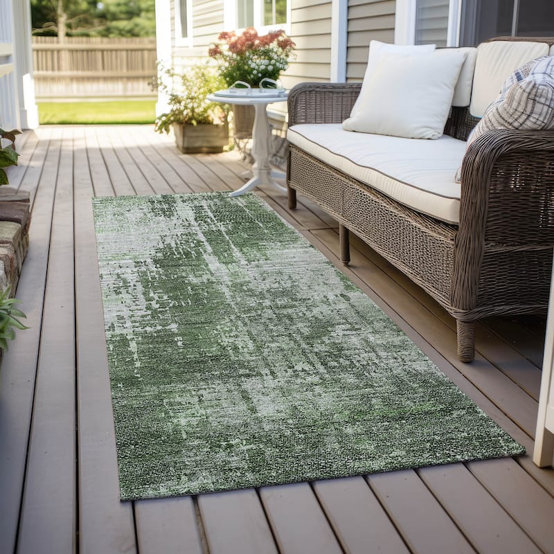 Machine Washable Indoor/ Outdoor Chantille Abstract Ombre Rug - Fern - 2'3" x 7'6"