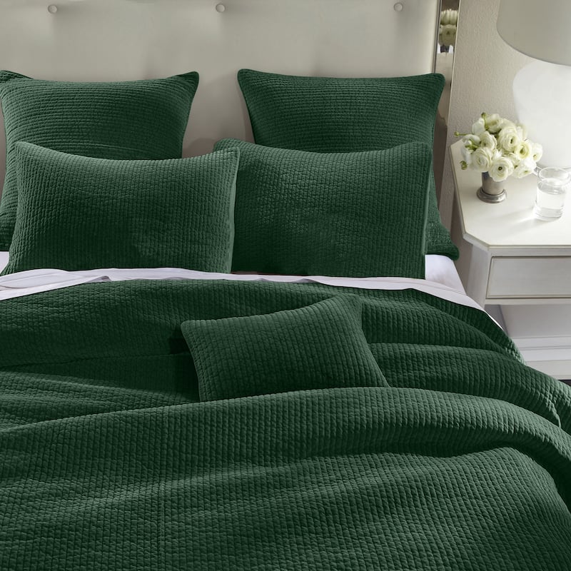 HiEnd Accents Stonewashed Cotton Velvet Traditional Bedding 3 Piece Quilt Set with Pillow Shams - Emerald - Queen