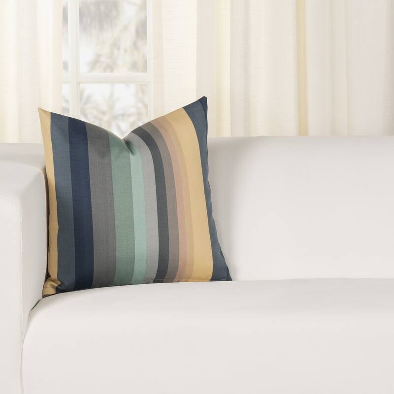 Siscovers Shore Stripe Solarium Indoor/Outdoor Throw Pillow