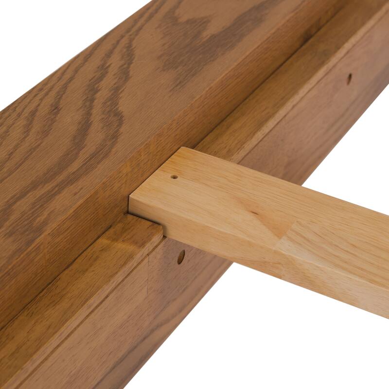 SAFAVIEH Couture Cassius Wood Spindle Bed