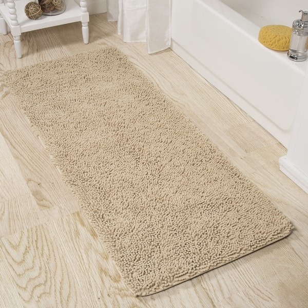 Faux Fur Bath Mat - 21x34-Inch Machine Washable Nonslip Small Rug for  Bathroom, Hallway, or Kitchen - Modern Room Decor by Home-Complete (Mauve)  